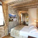 Suites&Atelier Lake Como